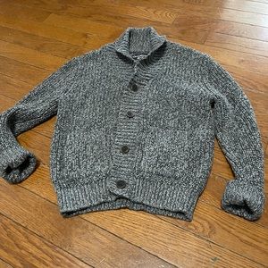 Beautiful heather gray Oshkosh 4T cardigan .